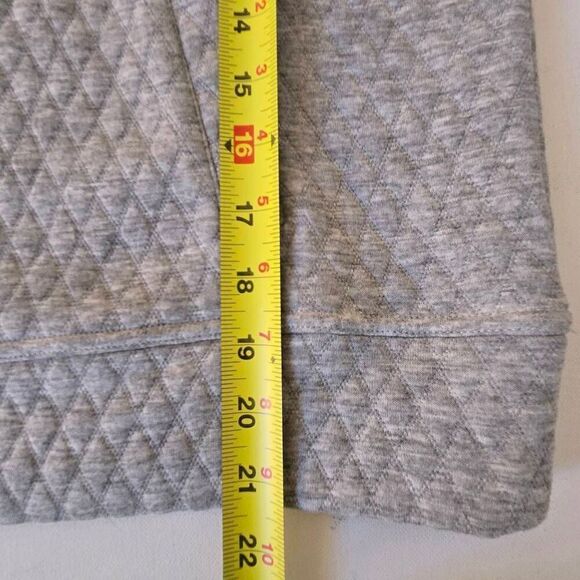 NWT Yogalicious Lux Womens Diamond Quilted Pullover Sweatshirt Heather Gray XS - Picture 11 of 13